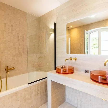 Apartment Le Clos De La Pinede Avec Ses Luxueuses 300 E Par Chambre